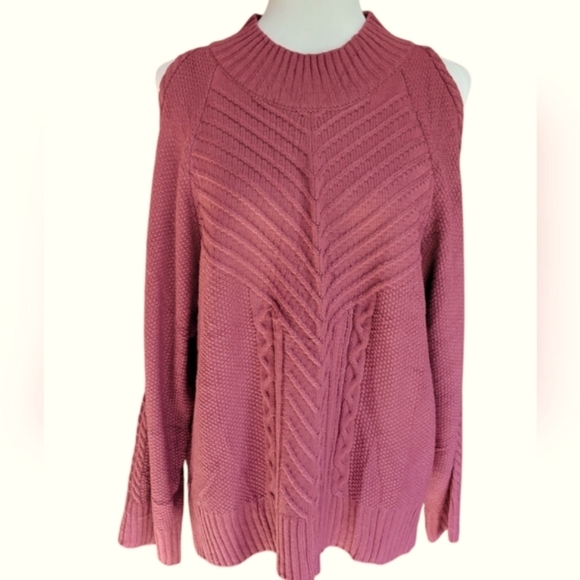 TEXTURED COLD SHOULDER SWEATER - Picture 1 of 8